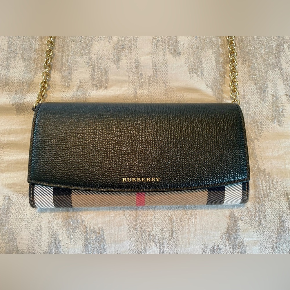Authentic Burberry Henley Wallet on Chain Leather with House Check Canvas